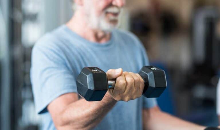 Best Bicep Curl for Senior to Strengthen Their Upper Arms